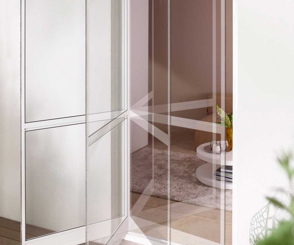 Nahansicht einer Insektenschutztür.